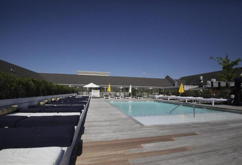 בית מלון כפרי Capri Southampton