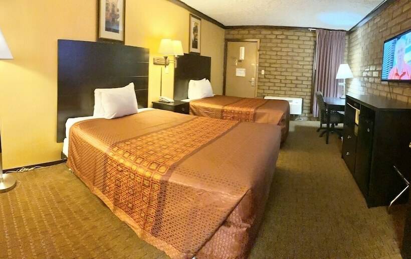 酒店 Carthage Inn
