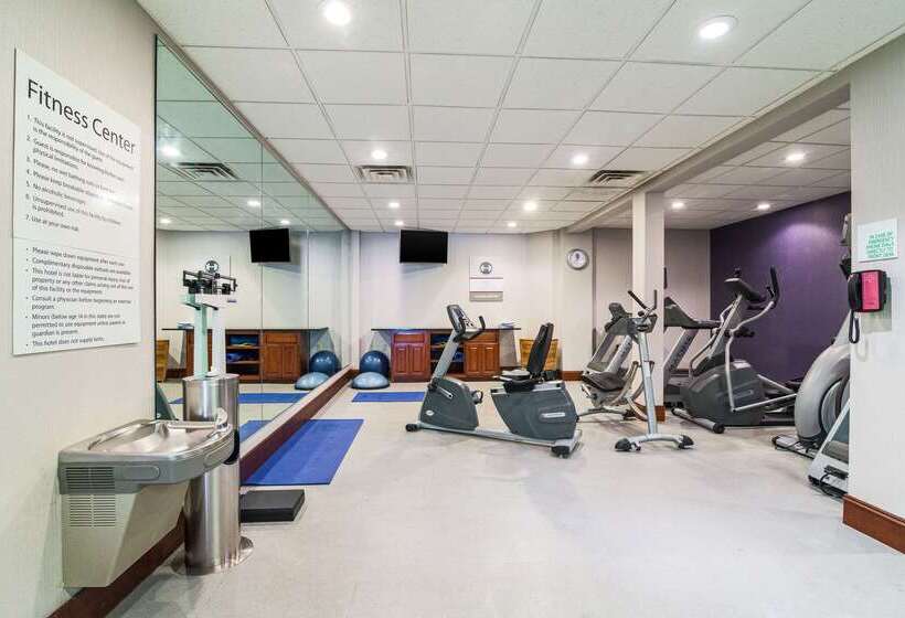 Clarion Hotel Convention Center