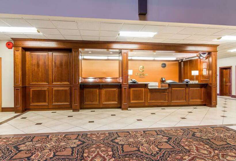 Clarion Hotel Convention Center