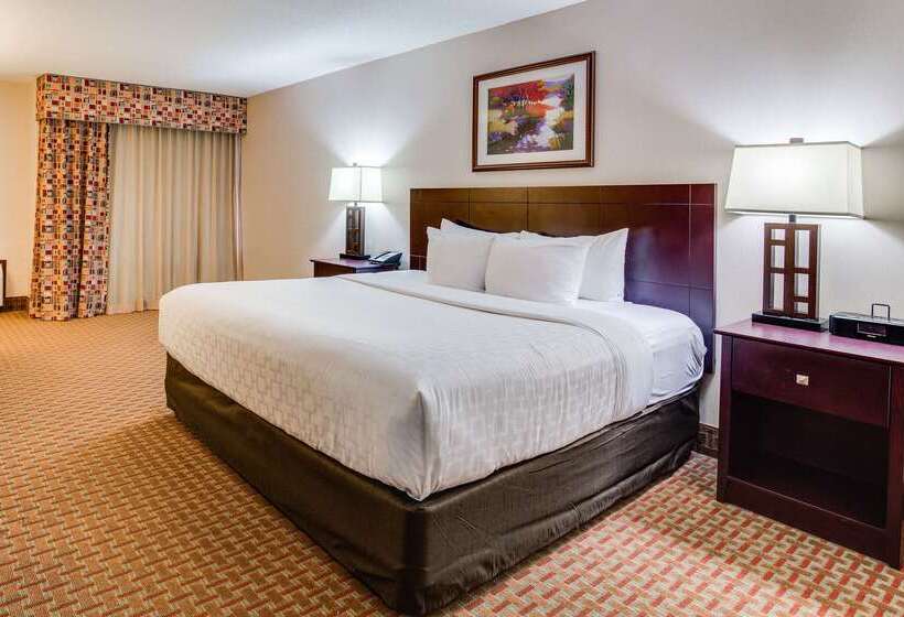 Clarion Hotel Convention Center