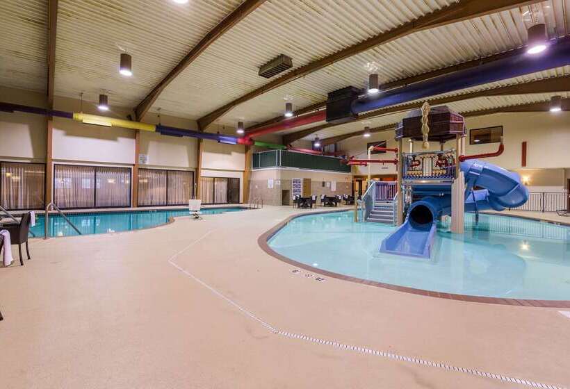 Clarion Hotel Convention Center