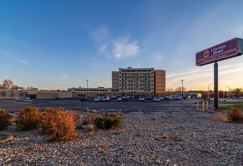 Clarion Hotel Convention Center