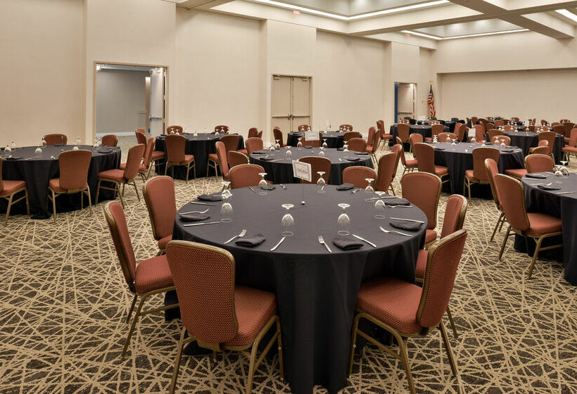 هتل Radisson  Atlantamarietta