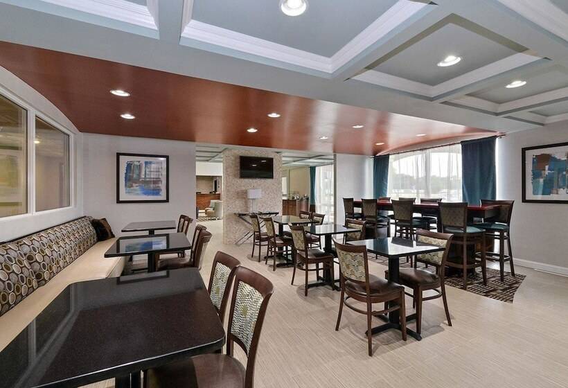 ホテル Comfort Inn & Suites Springfield I55