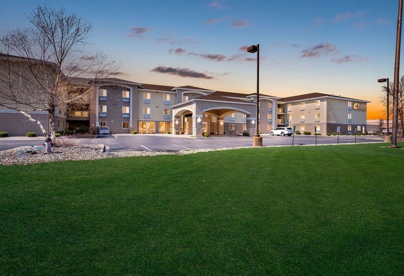ホテル Comfort Inn & Suites Springfield I55