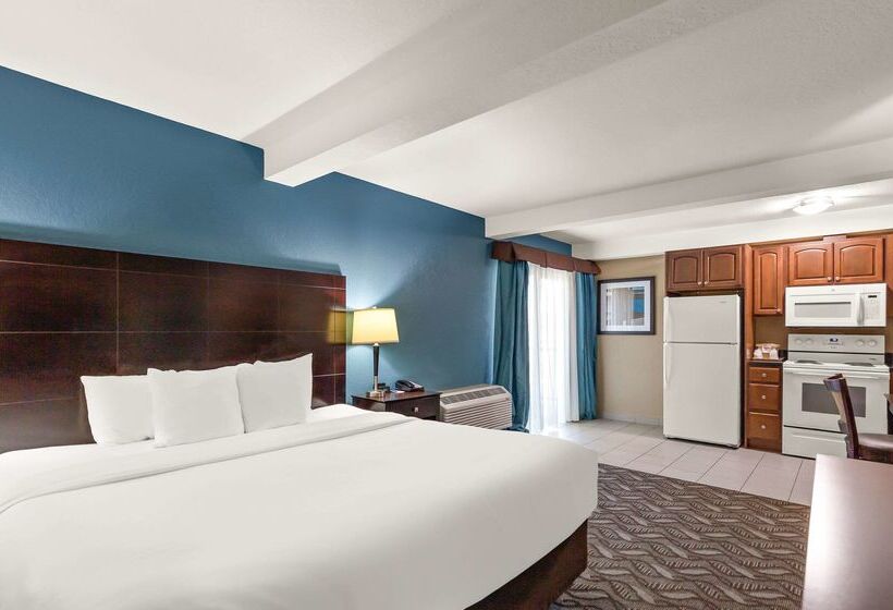 هتل Comfort Inn & Suites Springfield I55