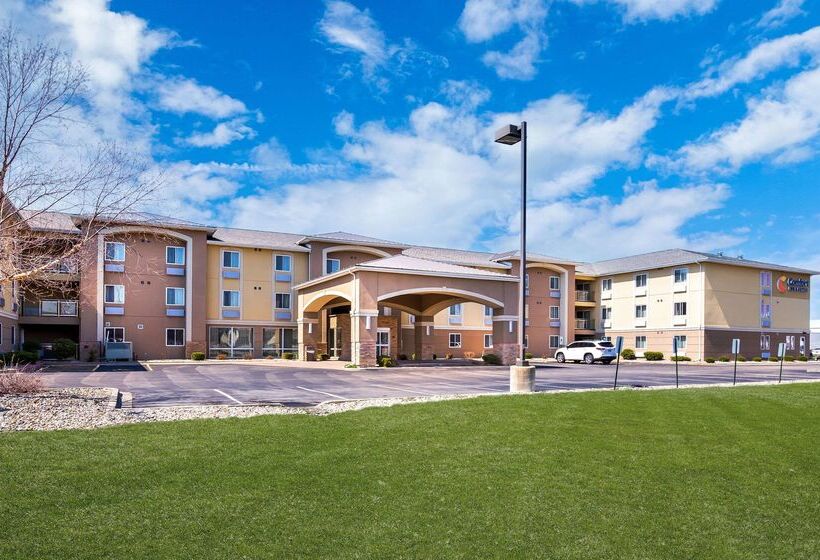 هتل Comfort Inn & Suites Springfield I55