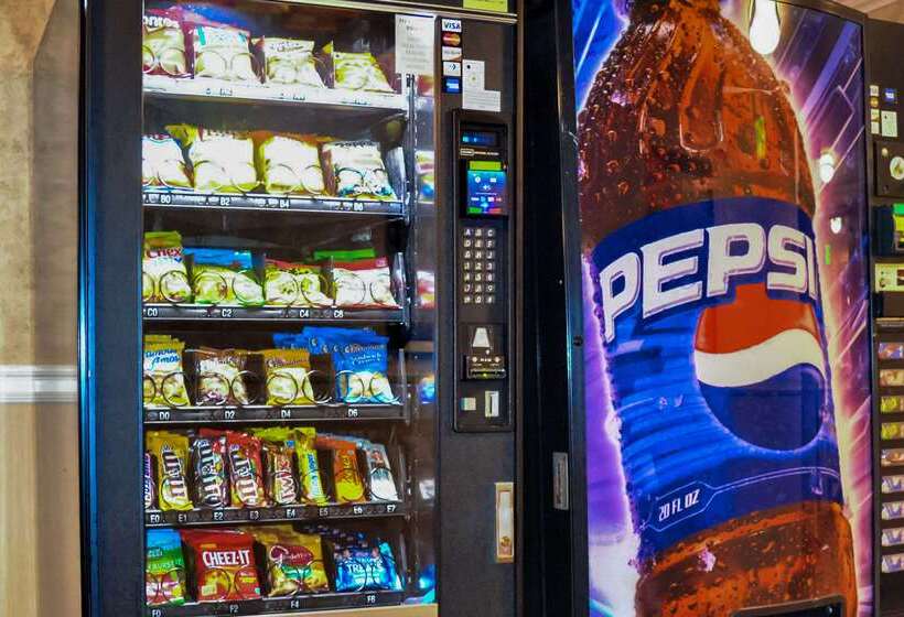 ホテル Comfort Inn & Suites Vancouver Downtown City Center