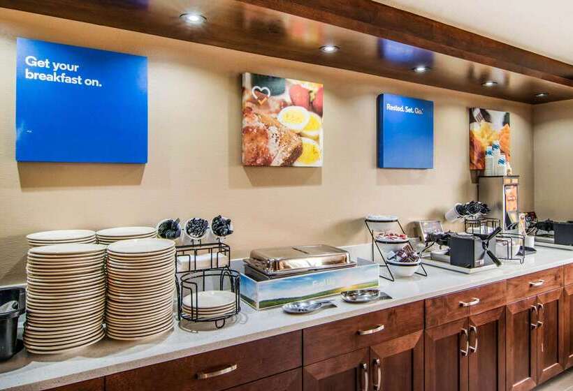 ホテル Comfort Inn & Suites Vancouver Downtown City Center
