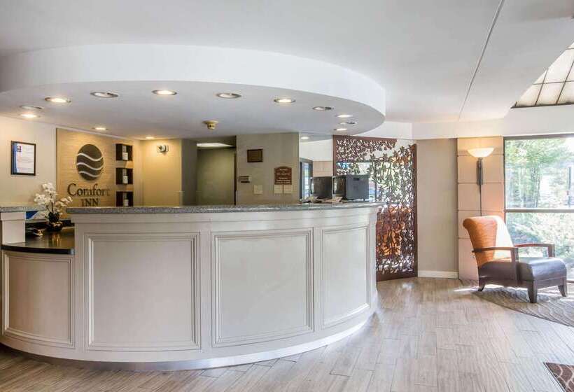 هتل Comfort Inn