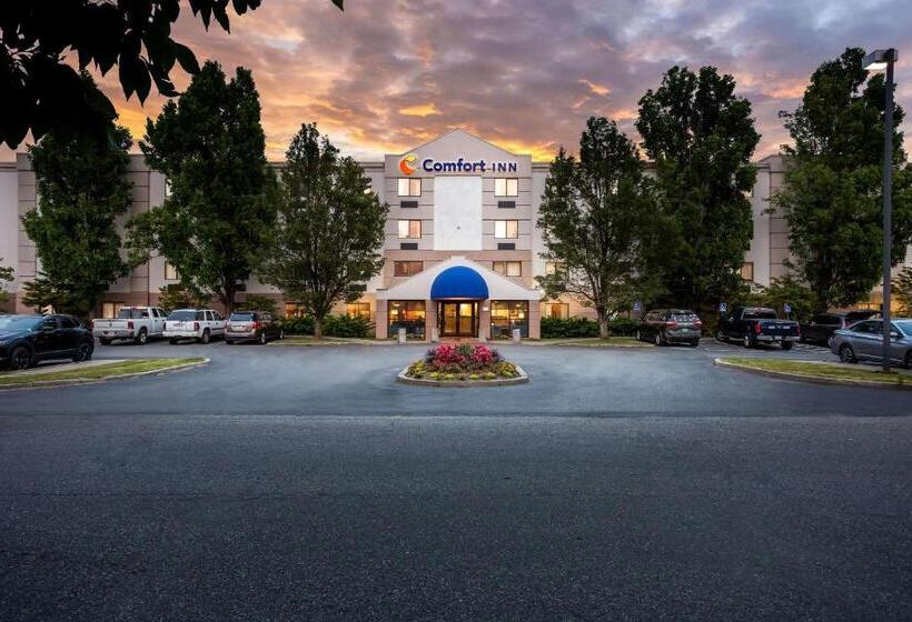هتل Comfort Inn