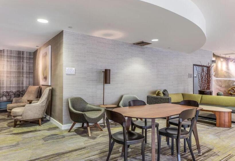 فندق Courtyard Rockaway Mount Arlington