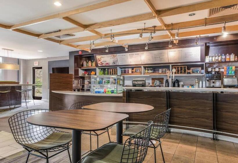 فندق Courtyard Rockaway Mount Arlington