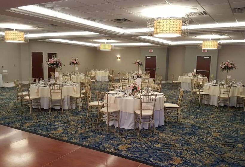 Crowne Plaza Hotel And Suites Pittsburgh South, An Ihg