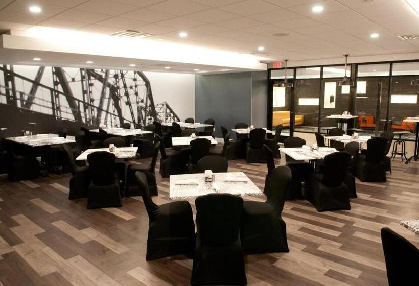 Crowne Plaza Hotel And Suites Pittsburgh South, An Ihg