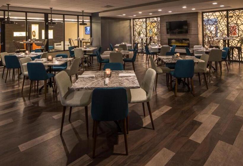 Crowne Plaza Hotel And Suites Pittsburgh South, An Ihg