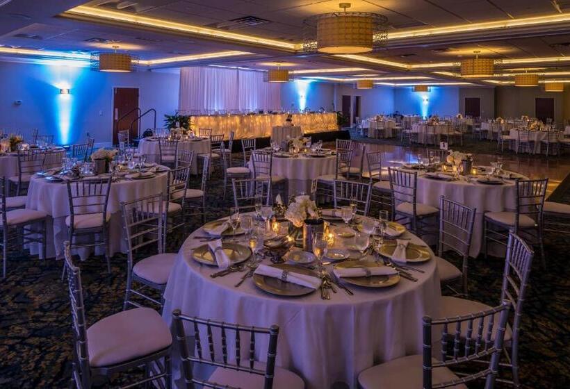 Crowne Plaza Hotel And Suites Pittsburgh South, An Ihg