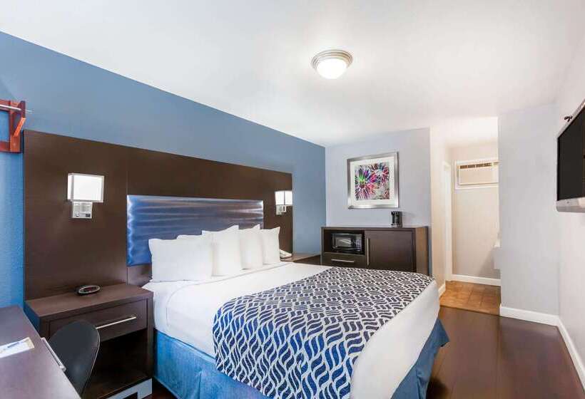 ホテル Days Inn By Wyndham Austin/university/downtown