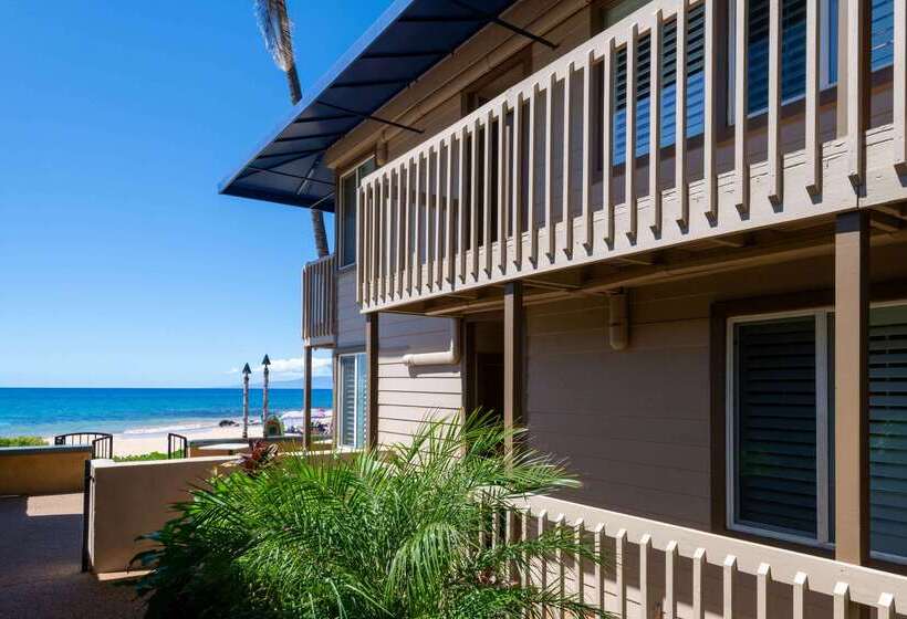 Отель Days Inn By Wyndham Maui Oceanfront