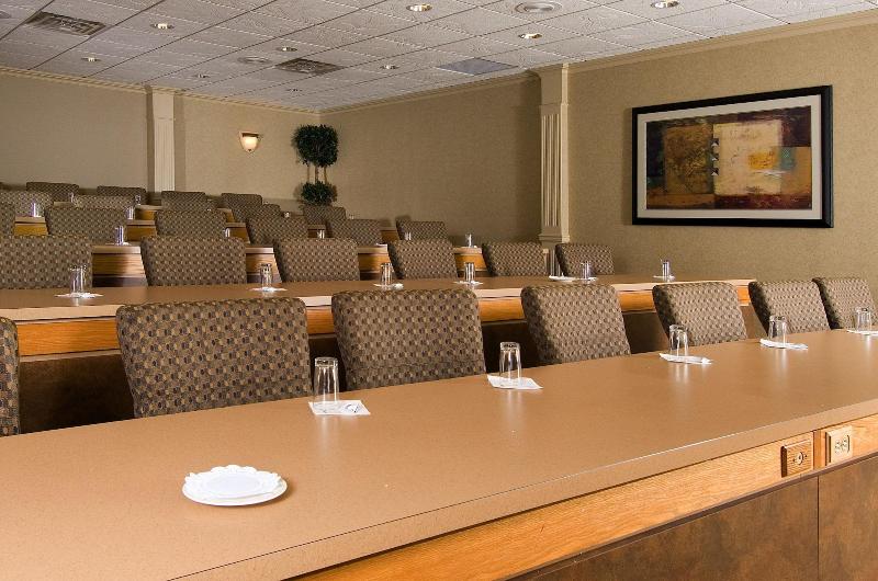 Delta Hotels By Marriott Utica