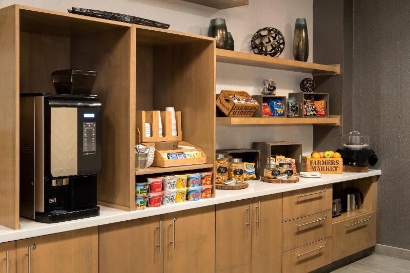 Delta Hotels By Marriott Utica