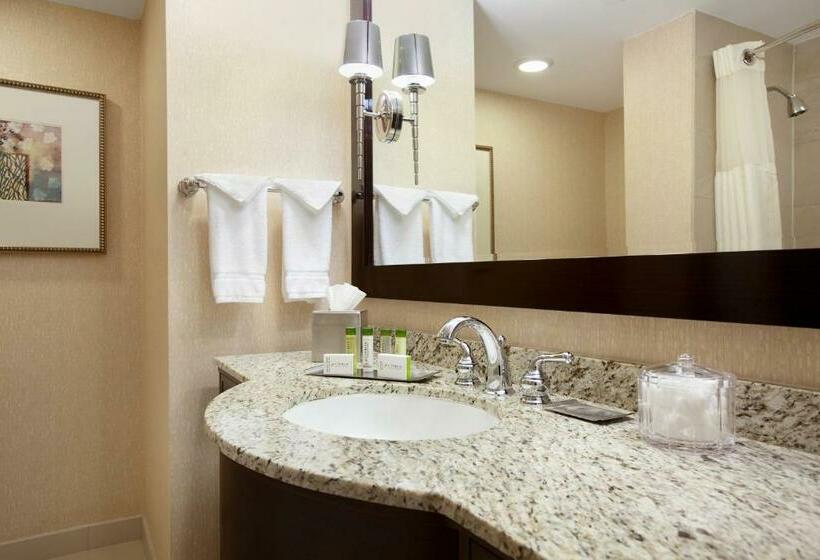 فندق Doubletree By Hilton  Boston  Bedford Glen