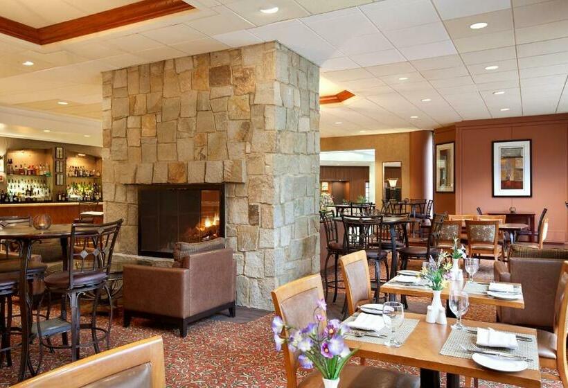 فندق Doubletree By Hilton  Boston  Bedford Glen