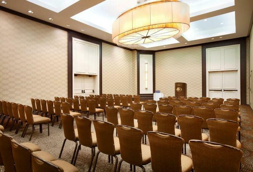 فندق Doubletree By Hilton  Boston  Bedford Glen