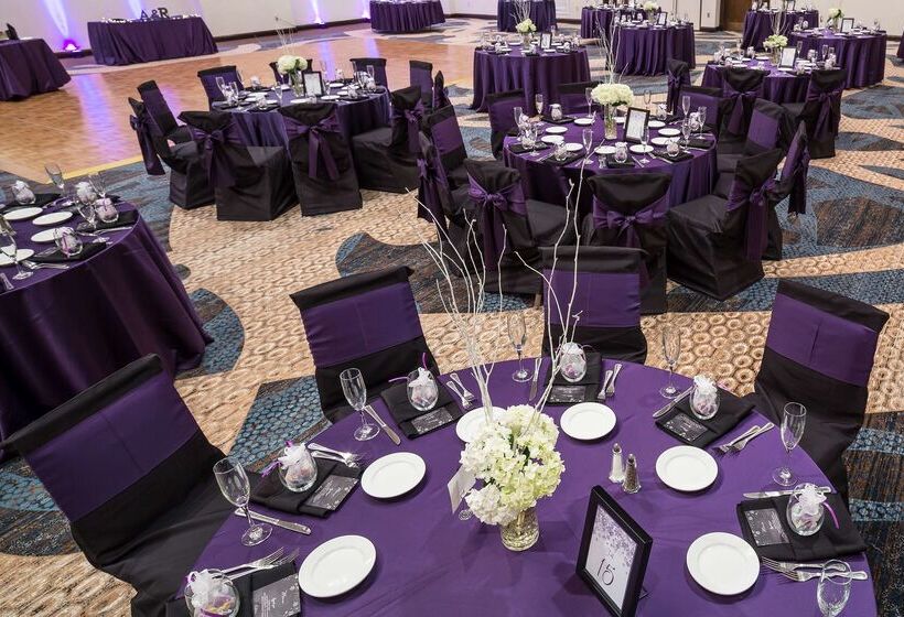 فندق Doubletree By Hilton  Boston  Milford