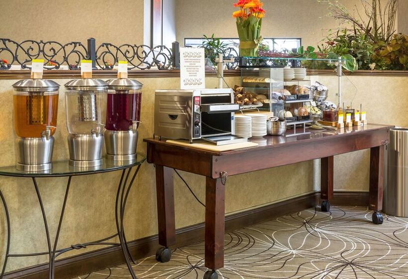 فندق Doubletree By Hilton  Boston  Milford