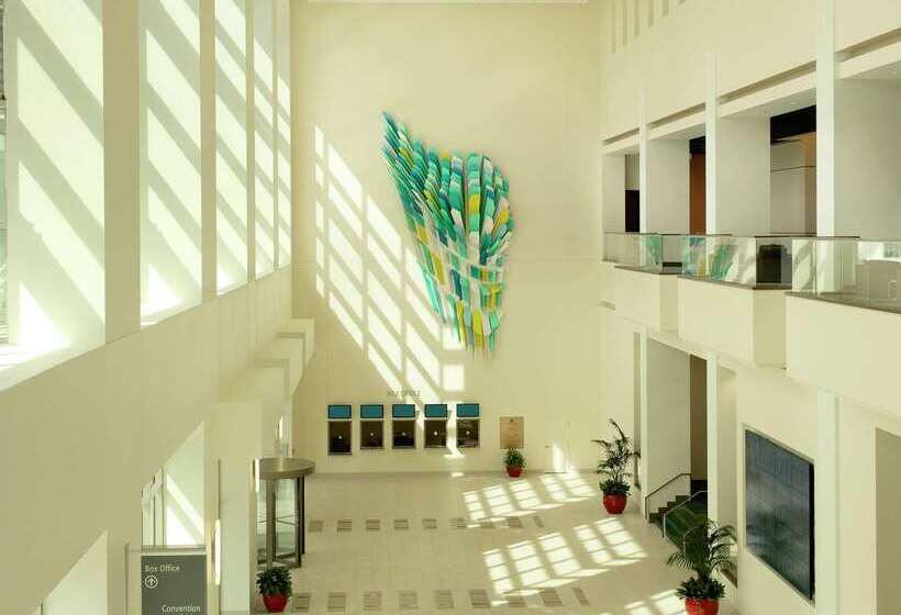 Отель Doubletree By Hilton  Cedar Rapids Convention Complex