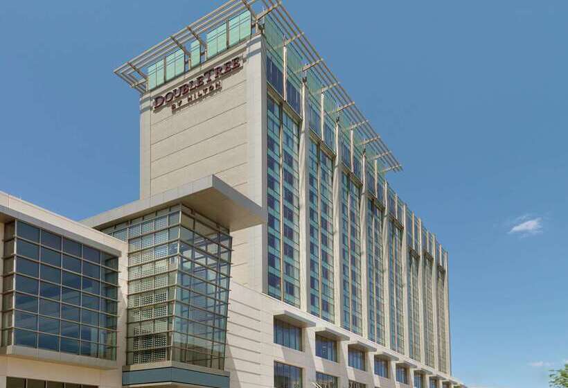 Отель Doubletree By Hilton  Cedar Rapids Convention Complex