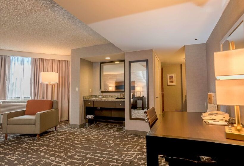 فندق Doubletree By Hilton Denver Aurora
