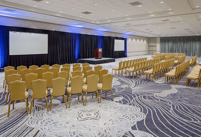 Doubletree By Hilton Hotel Houston   Greenway Plaza