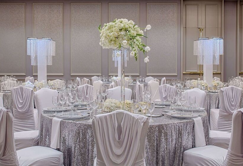 Doubletree By Hilton Hotel Houston   Greenway Plaza