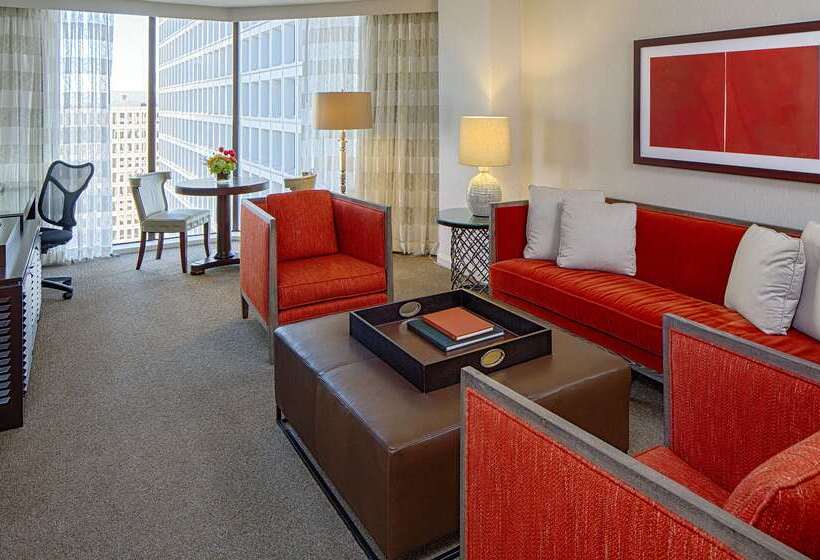 Doubletree By Hilton Hotel Houston   Greenway Plaza