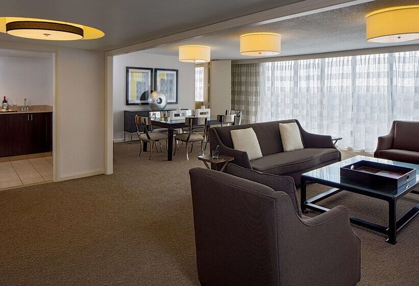 Doubletree By Hilton Hotel Houston   Greenway Plaza