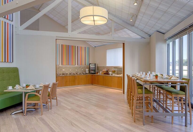 Doubletree By Hilton Hotel Houston   Greenway Plaza