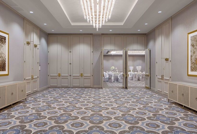 Doubletree By Hilton Hotel Houston   Greenway Plaza