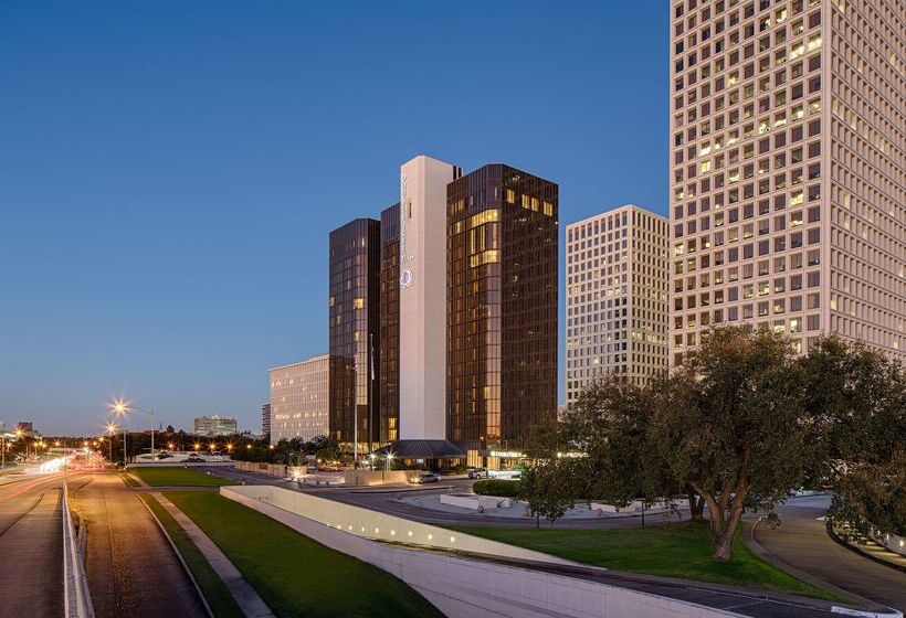 Doubletree By Hilton Hotel Houston   Greenway Plaza