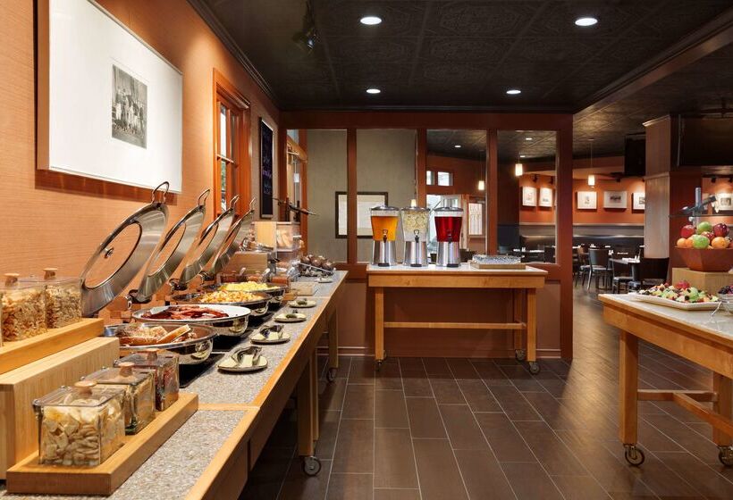 هتل Doubletree By Hilton Minneapolis Park Place