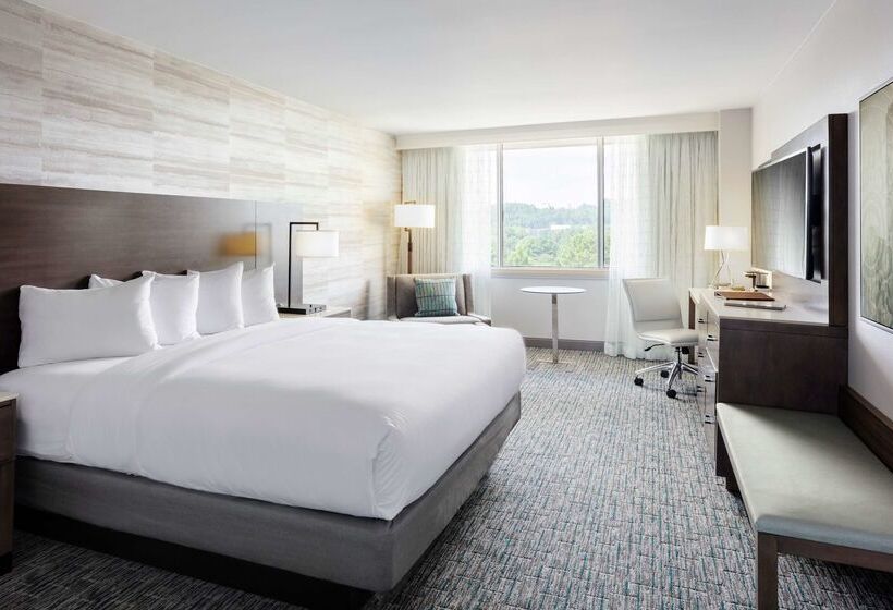 هتل Doubletree By Hilton Birmingham Perimeter Park