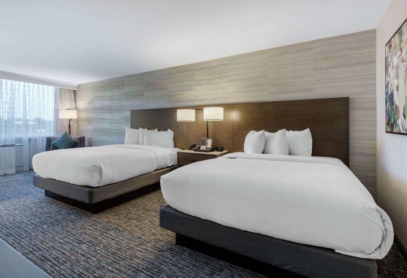 هتل Doubletree By Hilton Birmingham Perimeter Park