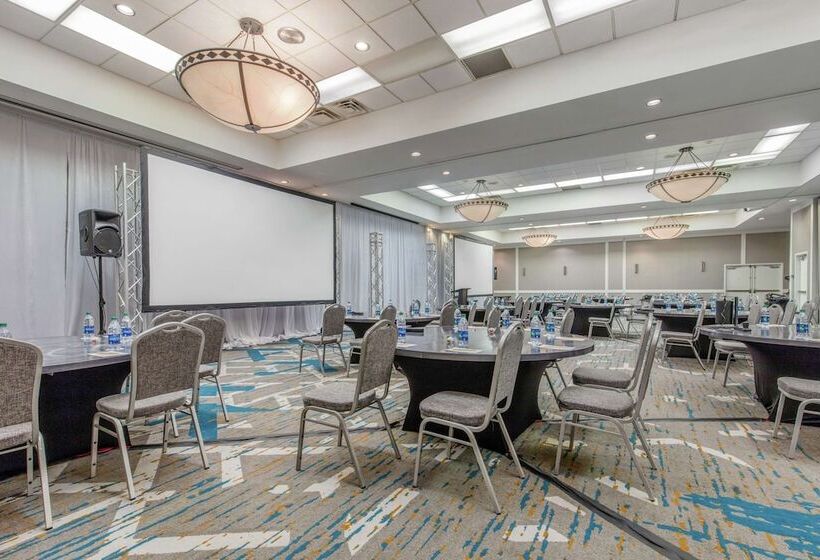 酒店 Doubletree By Hilton Birmingham Perimeter Park