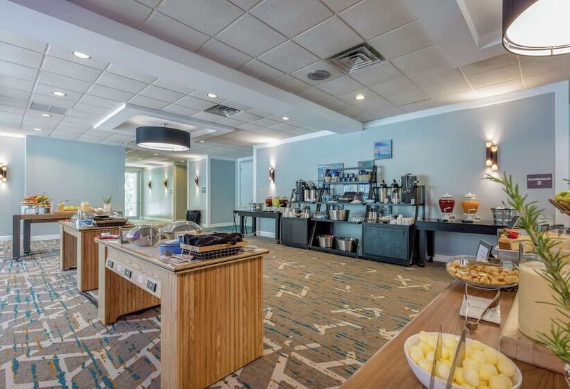 هتل Doubletree By Hilton Birmingham Perimeter Park