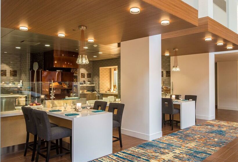 ホテル Doubletree By Hilton  Pittsburghcranberry