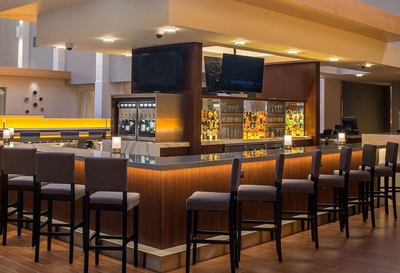 ホテル Doubletree By Hilton  Pittsburghcranberry