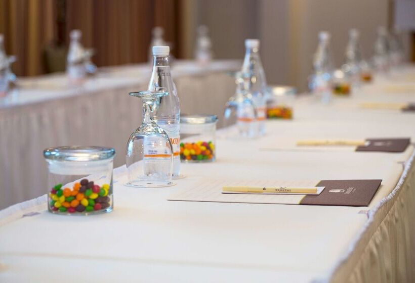 Doubletree By Hilton Hotel Portland