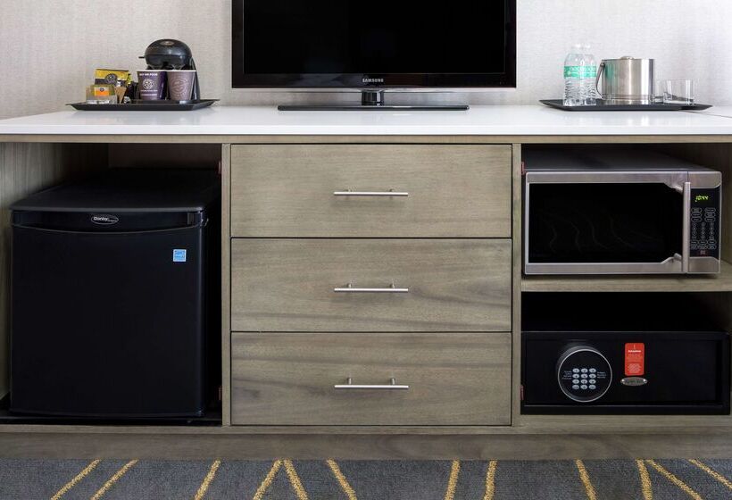 Doubletree By Hilton Hotel Portland